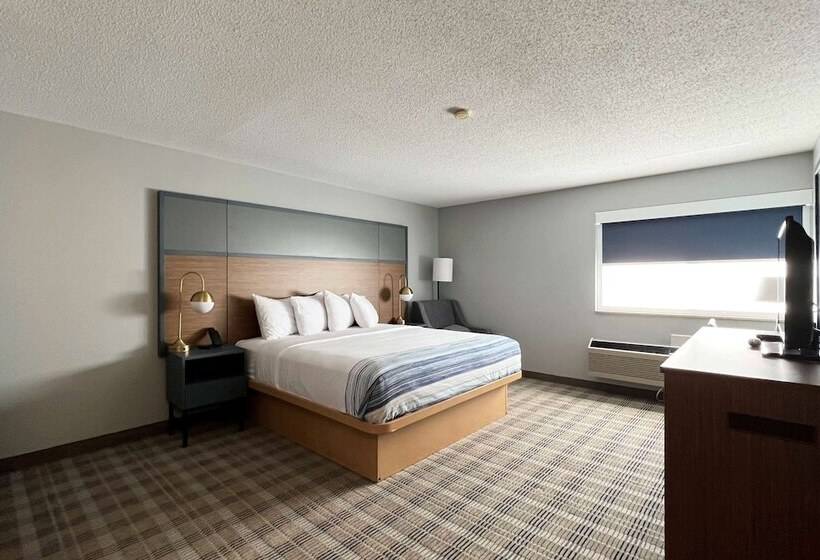Отель Americinn By Wyndham Marshfield