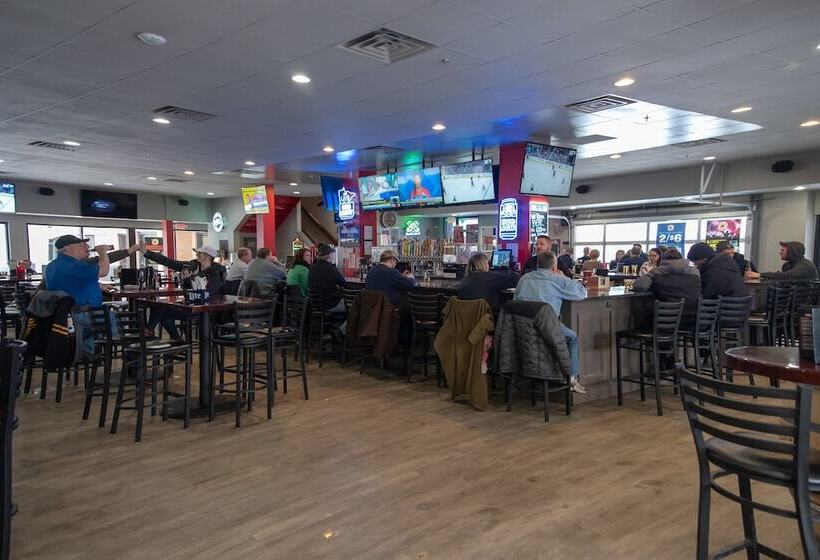 هتل Baymont By Wyndham Shakopee