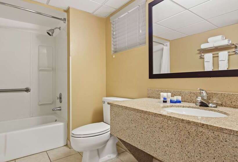בית מלון כפרי Best Western Fort Myers Waterfront