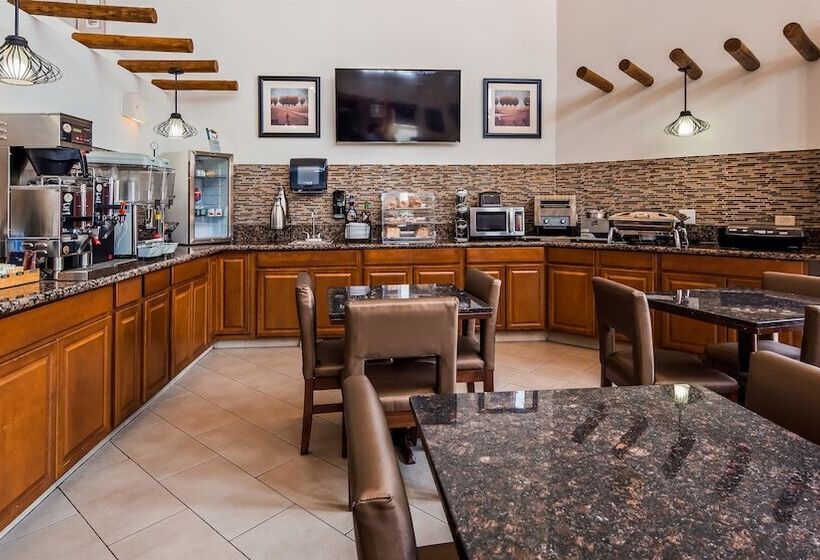 هتل Best Western Kiva Inn
