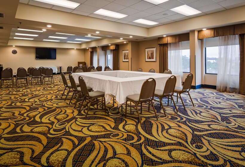 هتل Holiday Inn & Suites Columbia Ne   Ft Jackson Area By Ihg