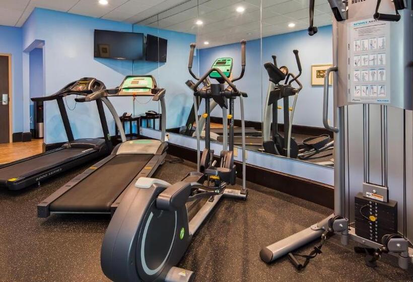 هتل Holiday Inn & Suites Columbia Ne   Ft Jackson Area By Ihg