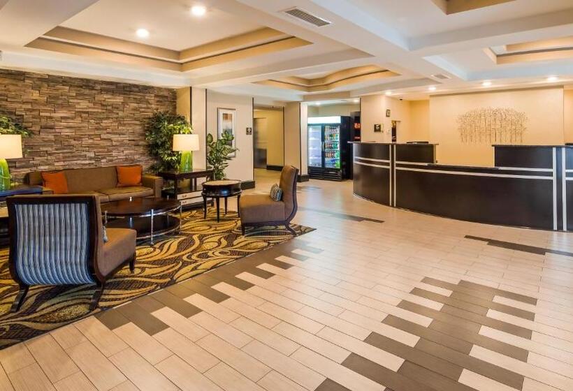 هتل Holiday Inn & Suites Columbia Ne   Ft Jackson Area By Ihg
