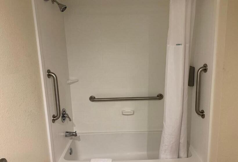 هتل Holiday Inn & Suites Columbia Ne   Ft Jackson Area By Ihg