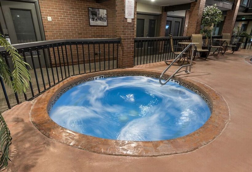 فندق Best Western Plus Rio Grande Inn