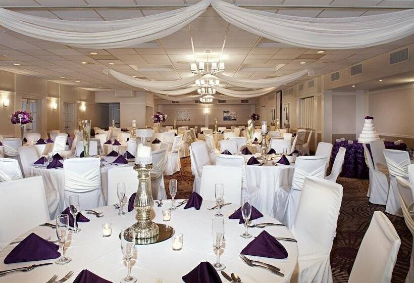 هتل Best Western Plus Steeplegate Inn