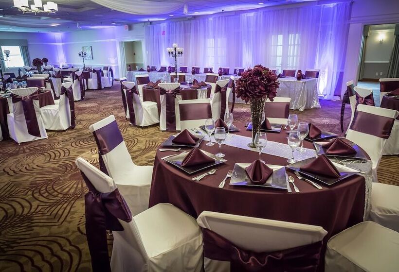 هتل Best Western Plus Steeplegate Inn