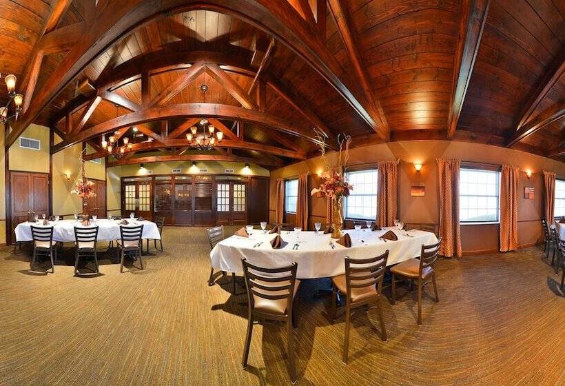 هتل Best Western Plus Steeplegate Inn