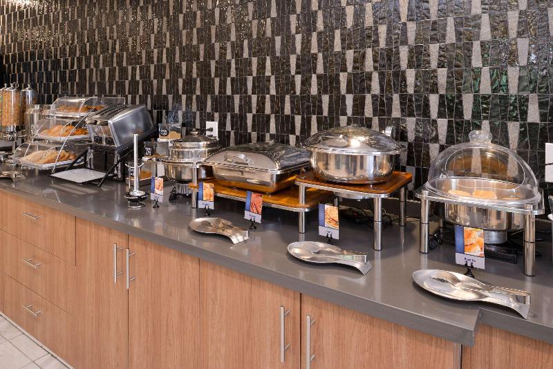 בית מלון כפרי Best Western Plus West Covina Inn