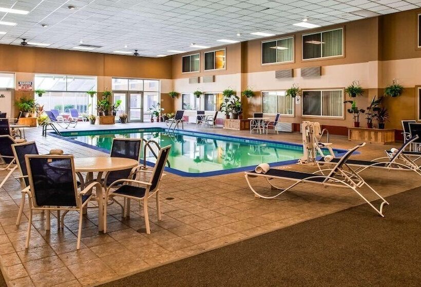 酒店 Rock Island Inn & Suites Marshalltown