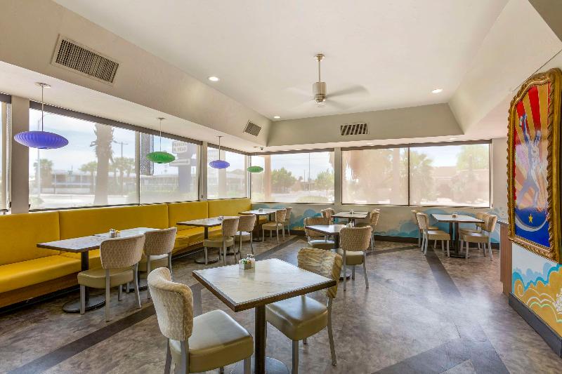 هتل Best Western Royal Sun Inn & Suites