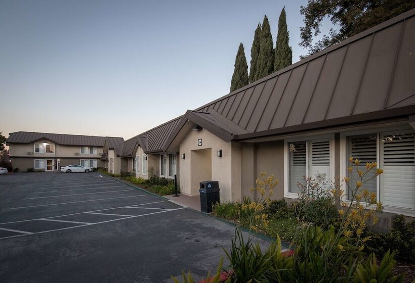 هتل Best Western Silicon Valley Inn