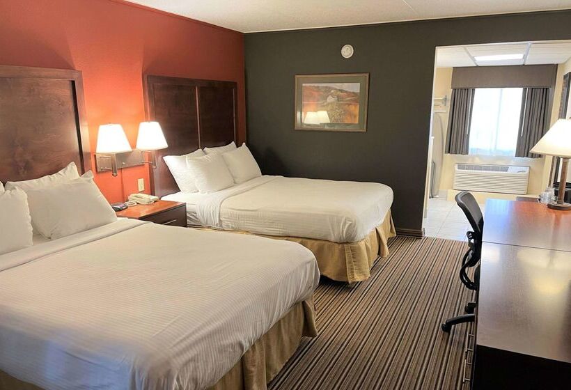 Crossroads Hotel And Event Center