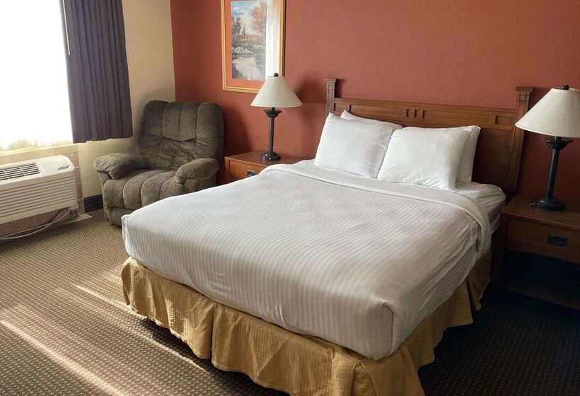 Crossroads Hotel And Event Center