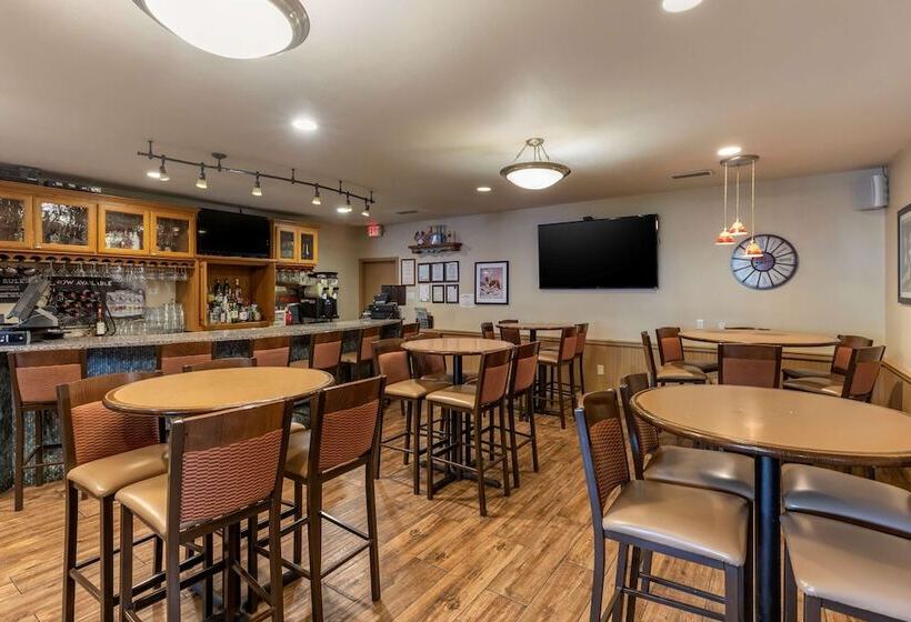 Отель Best Western Swiss Clock Inn