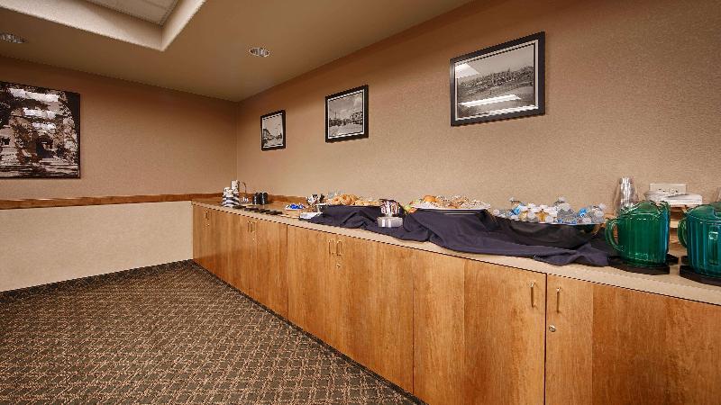 هتل Best Western University Inn