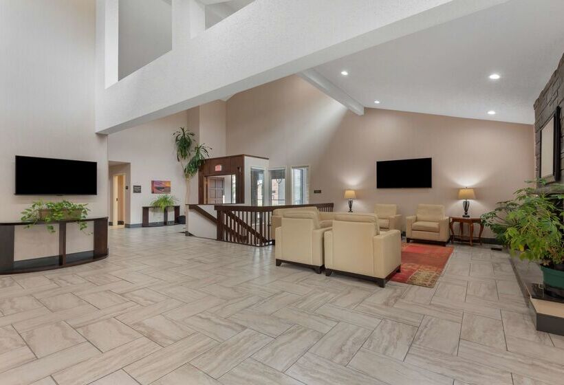 فندق Best Western University Inn