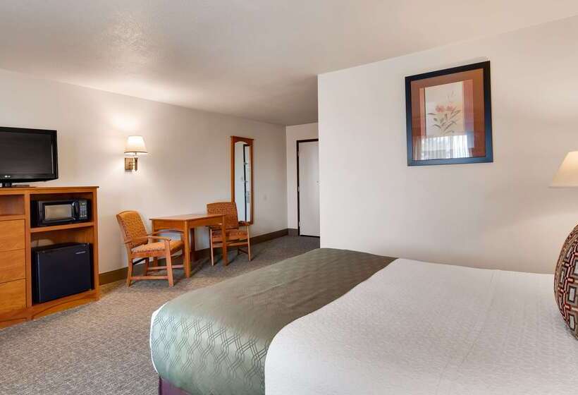 هتل Best Western West Hills Inn