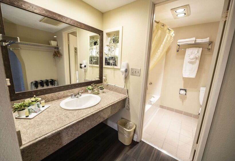 هتل Best Western Westminster Inn