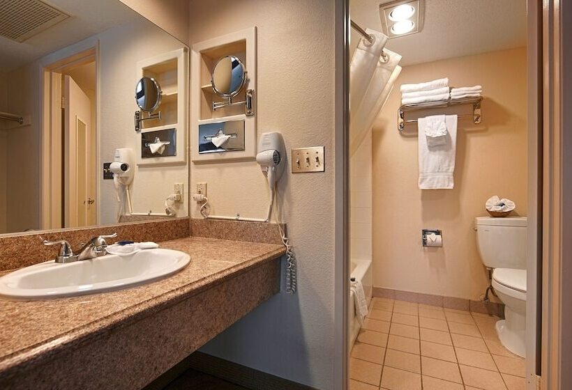 هتل Best Western Westminster Inn