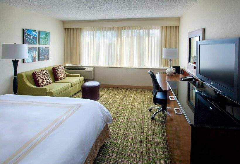 هتل Boston Marriott Peabody