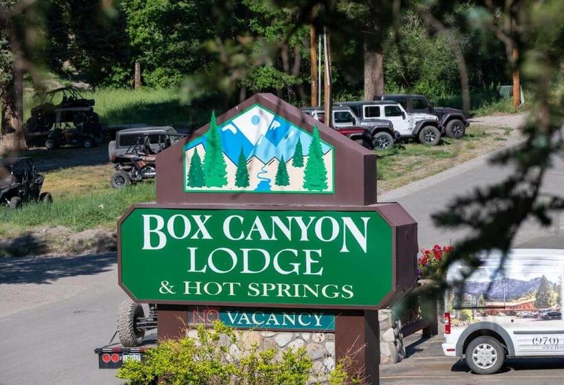 هتل Box Canyon Lodge And Hot Springs