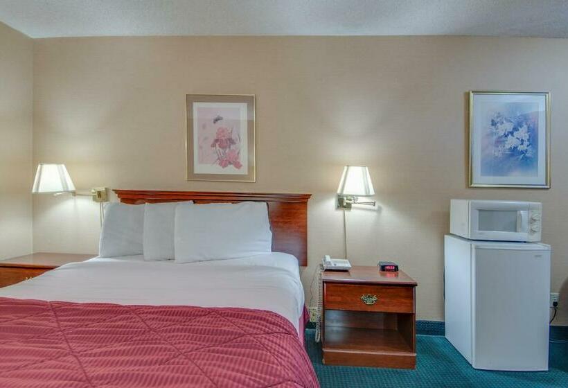 Отель Bridgeway Inn & Suites