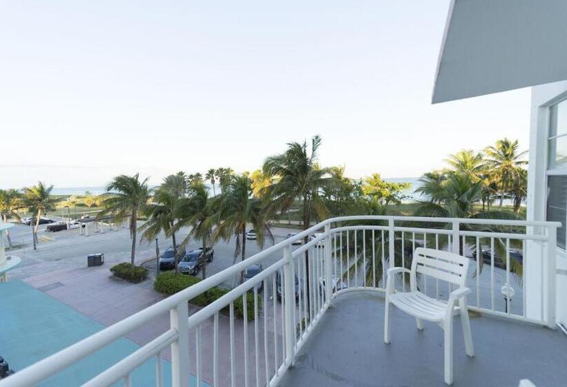 هتل Broadmore Miami Beach