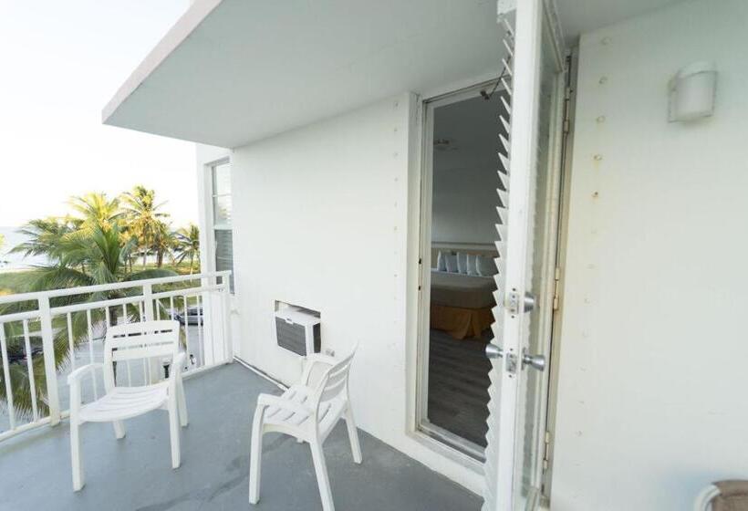 هتل Broadmore Miami Beach