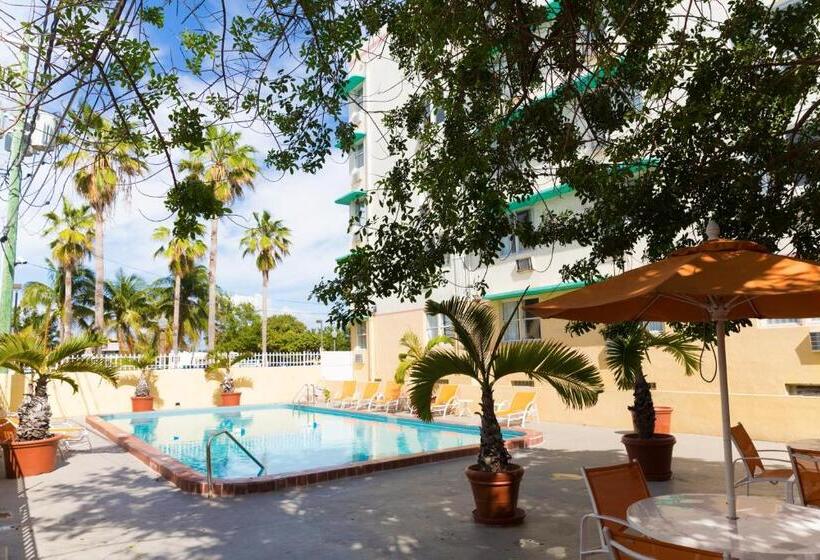 هتل Broadmore Miami Beach