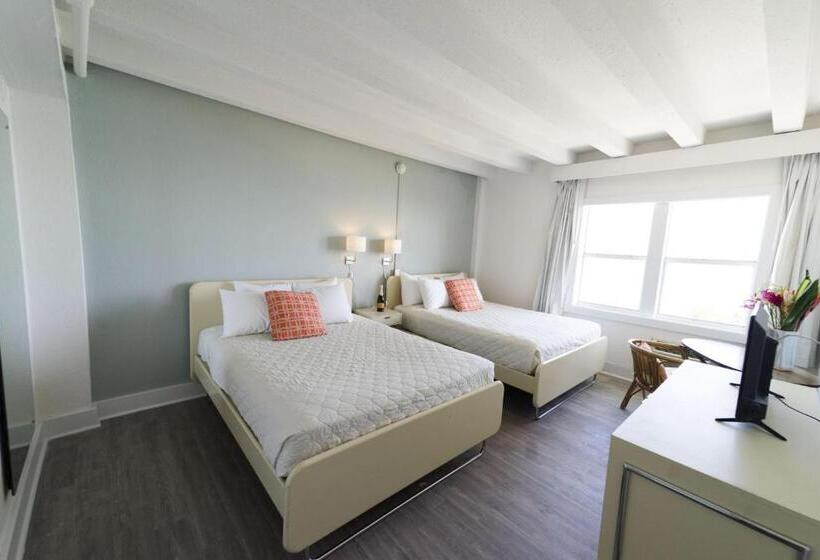 هتل Broadmore Miami Beach