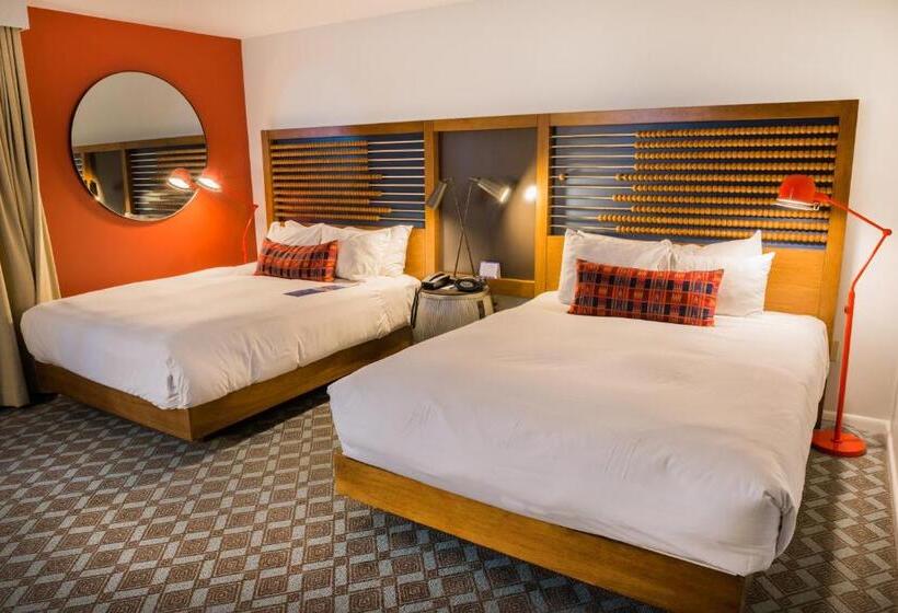 هتل Chaminade Resort & Spa