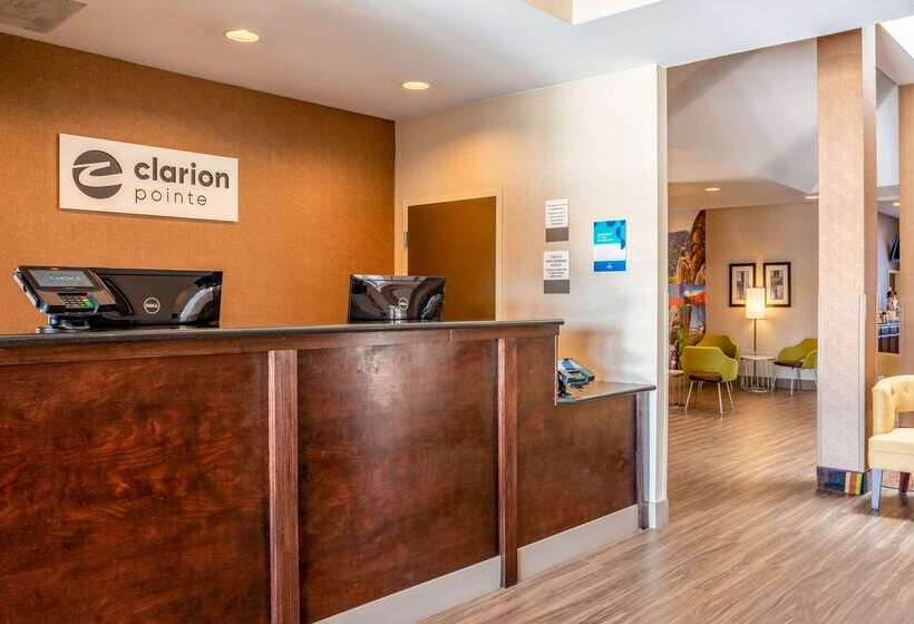 هتل Clarion Pointe Harrisonburg