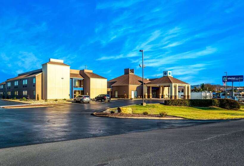 בית מלון כפרי Clarion Pointe Harrisonburg