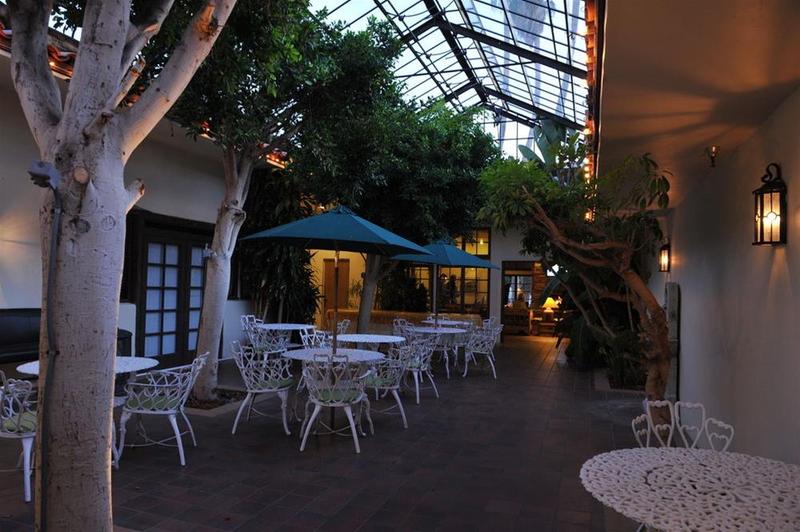 هتل Clocktower Inn Ventura