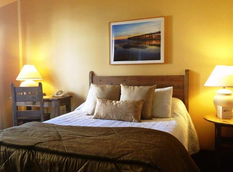 هتل Clocktower Inn Ventura