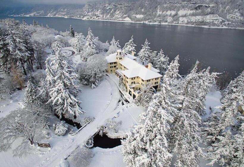 Columbia Gorge Hotel & Spa