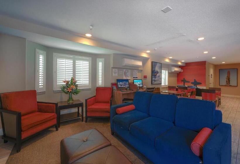 هتل Comfort Inn