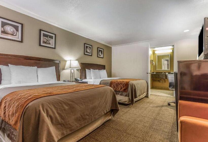 هتل Comfort Inn