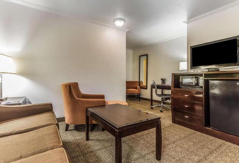 هتل Comfort Inn
