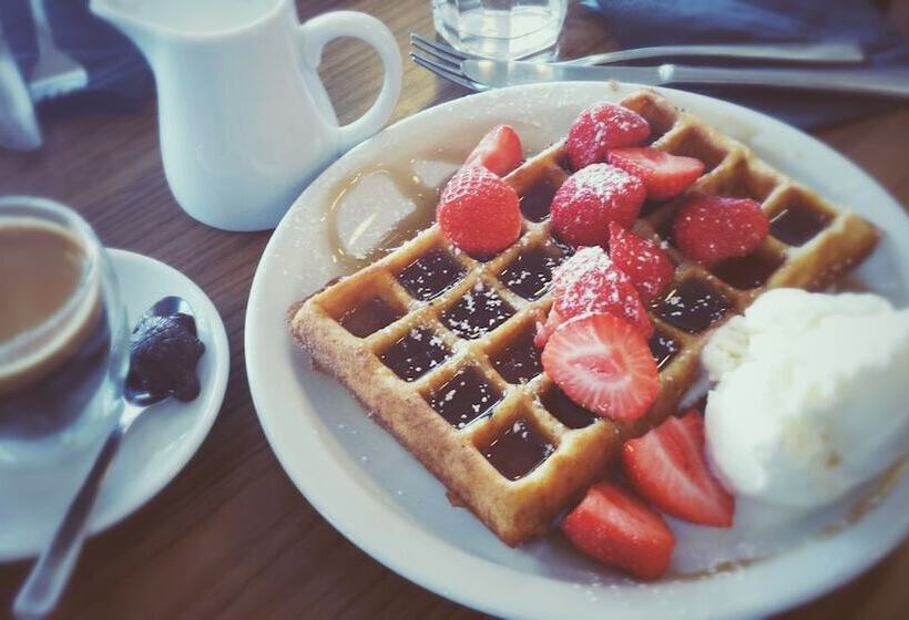 هتل Crowne Plaza Columbus North   Worthington, An Ihg