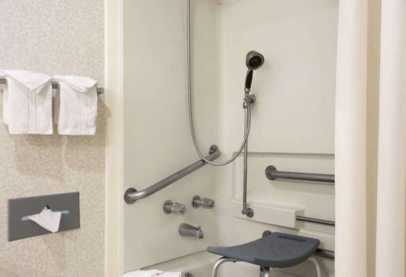 فندق Days Inn By Wyndham Middletown