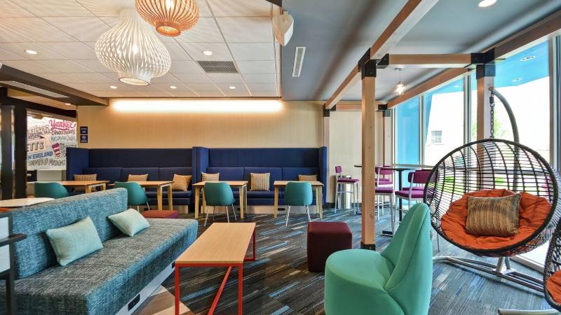 هتل Days Inn Springfield Chicopee