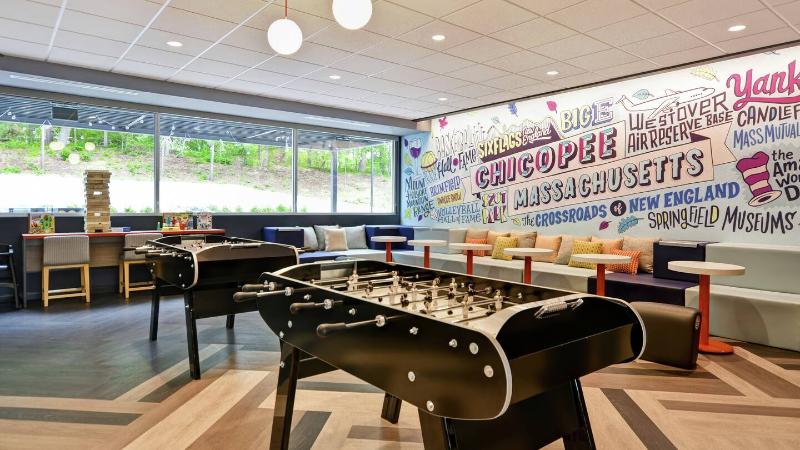 هتل Days Inn Springfield Chicopee