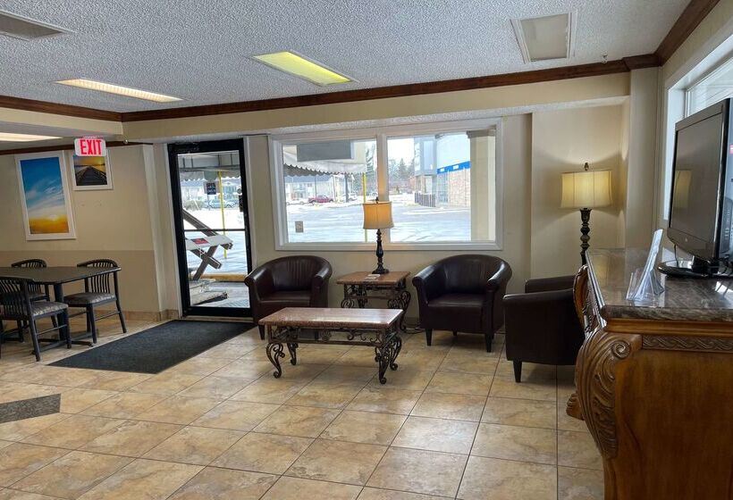 هتل Days Inn And Suites By Wyndham Port Huron