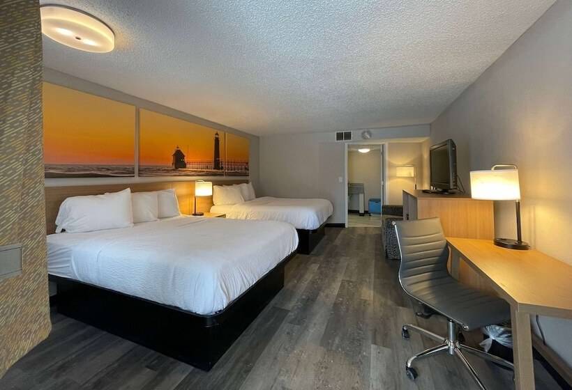 هتل Days Inn And Suites By Wyndham Port Huron