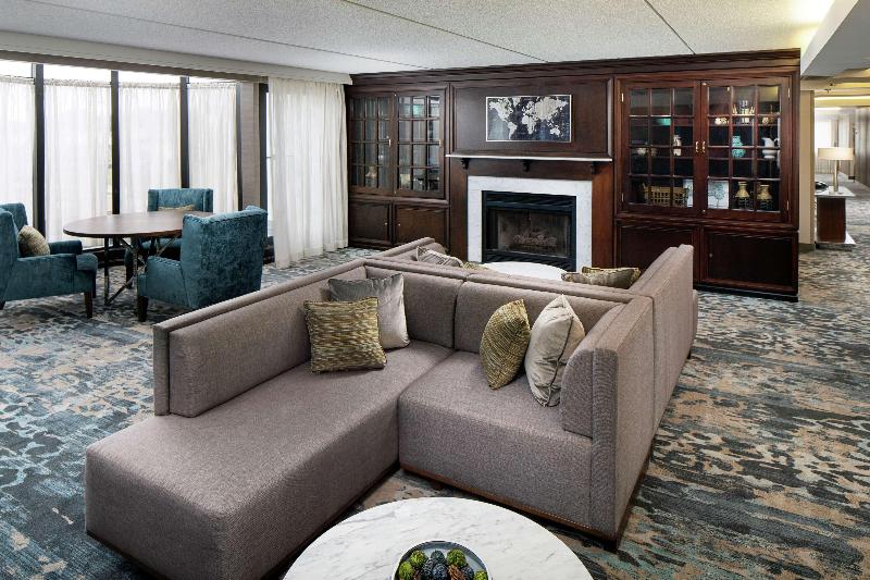 فندق Doubletree By Hilton Nashua