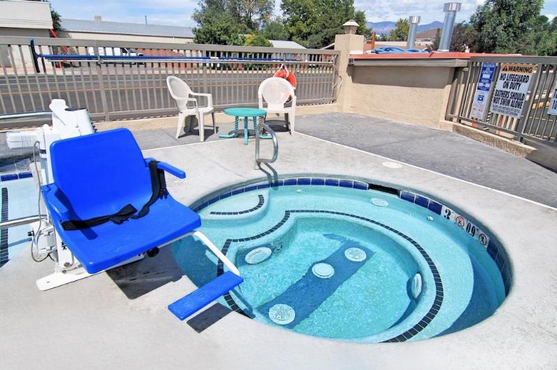 בית מלון כפרי Econo Lodge Hurricane Zion Park Area