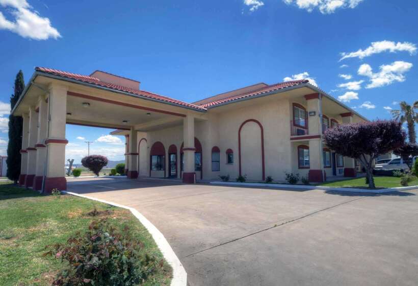 هتل Econo Lodge Van Horn