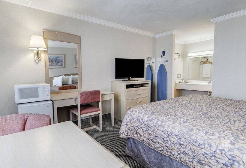هتل Econo Lodge Van Horn